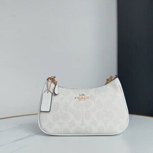 Coach Teri Shoulder Bag In Signature Canvas